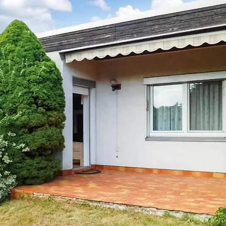 3 Bedroom Gorgeous In Prázdninový dům